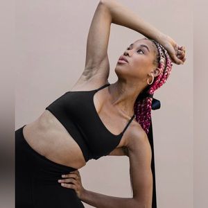 Girlfriend Collective Juliet Strappy bra in black